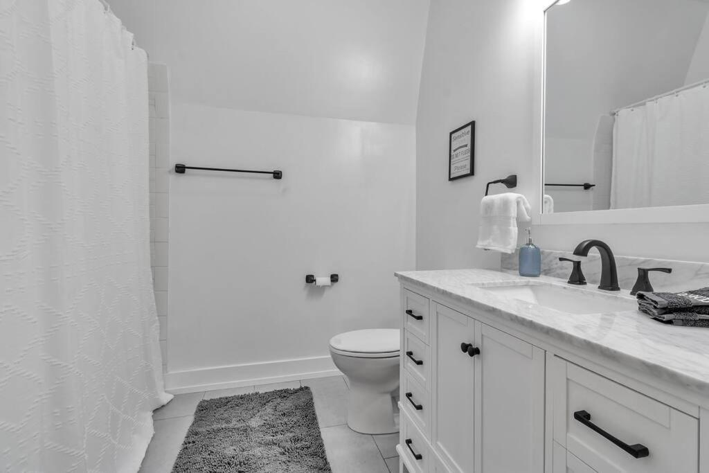 Carriage House Loft - King Bed And Garage Parking Apartment Buffalo Exterior foto