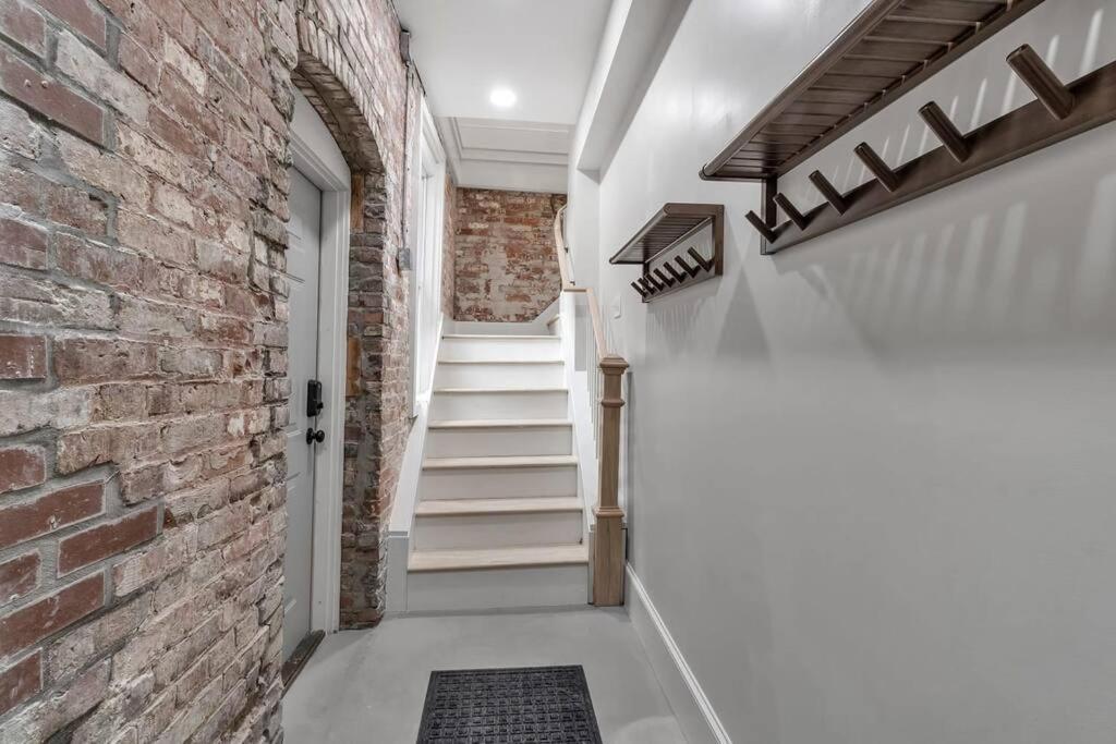 Carriage House Loft - King Bed And Garage Parking Apartment Buffalo Exterior foto